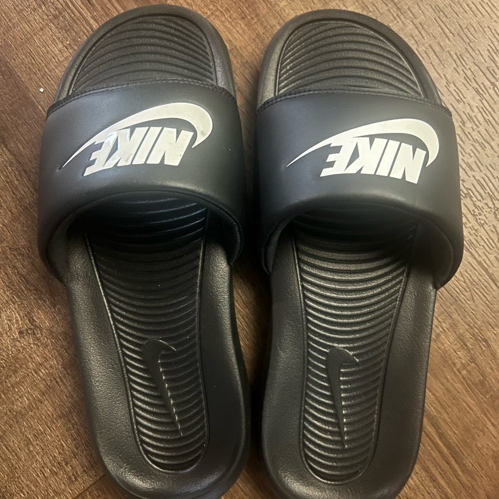 Black Nike Slides Benassi JDI